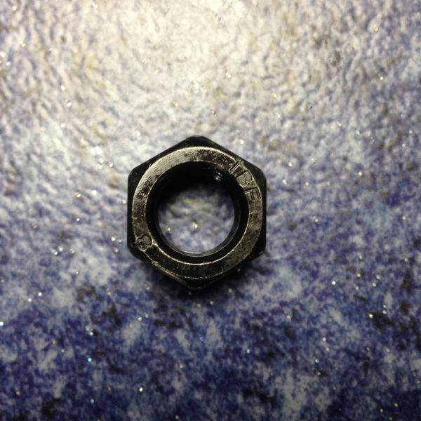 Центральная гайка; М 14 *1,5