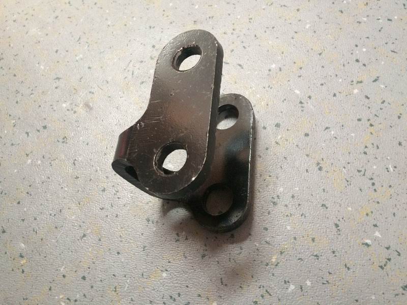 Right hang ears on the back bow-1