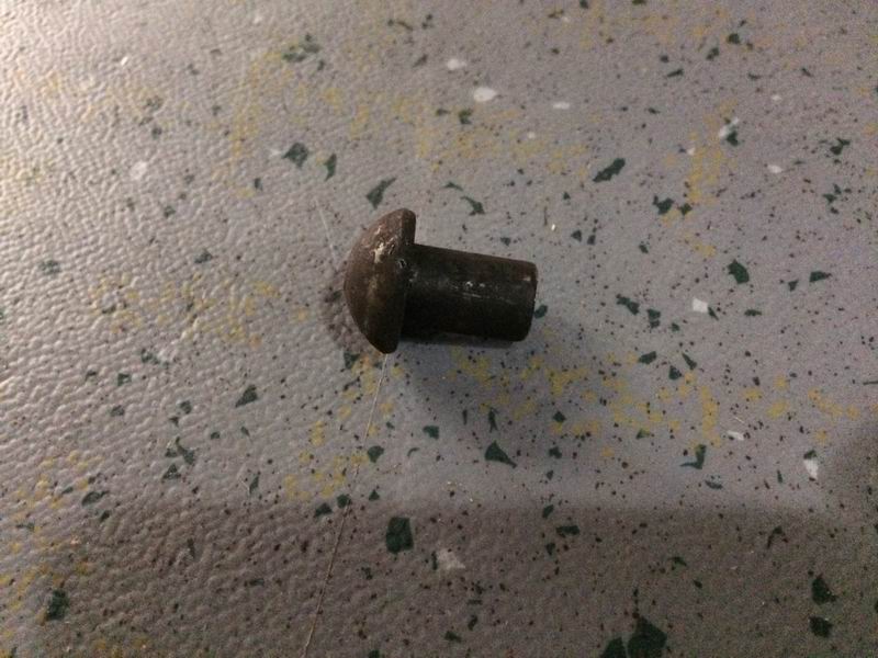 Rivets (riveted inner clamp and single spring)