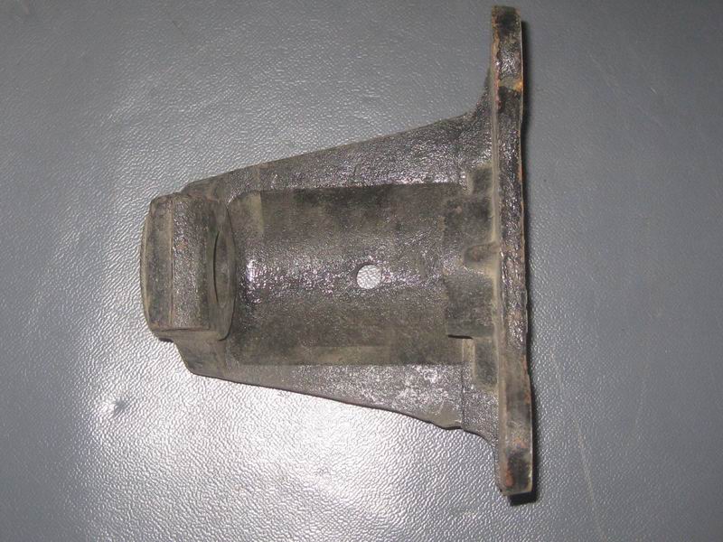 Front bracket of rear bow-2