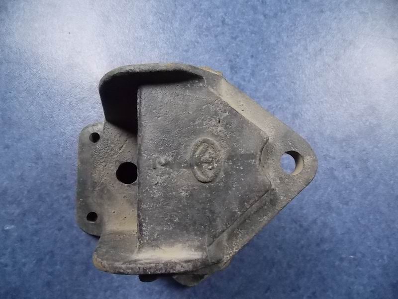 Rear arch rear bracket