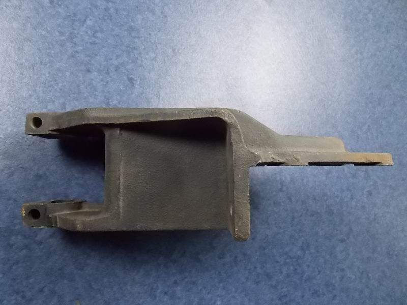 Rear fixed end bracket (rear front)-1