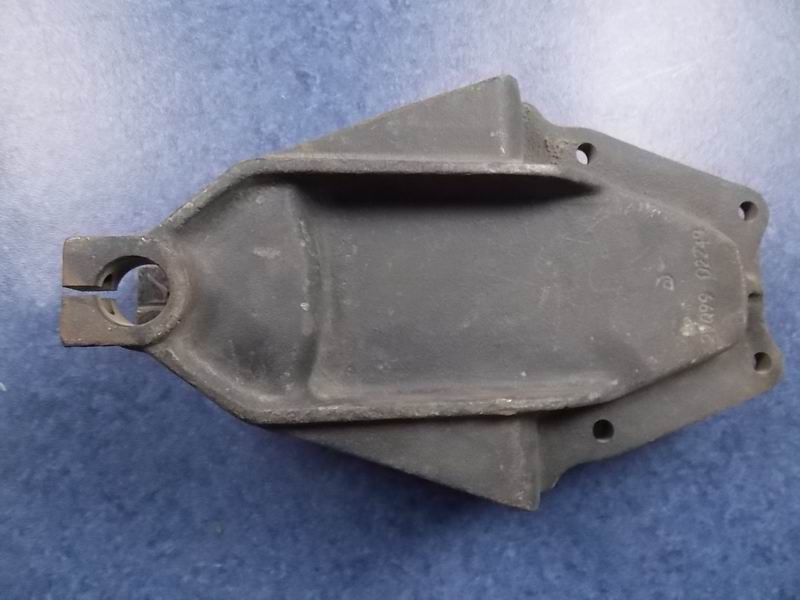 Rear fixed end bracket (rear front)-2