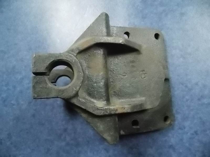 Задний концевой кронштейн подъемника (задний стальной задний кронштейн)