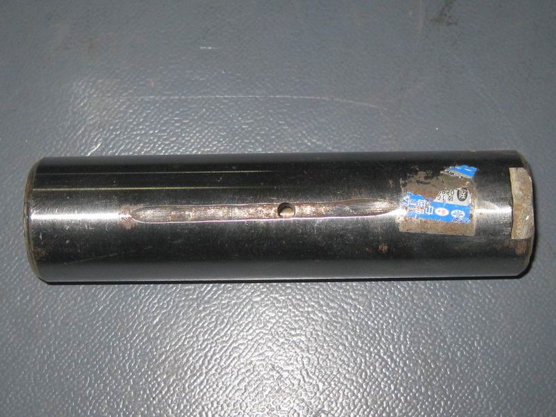 Rear steel plate hoist pin D82/D80