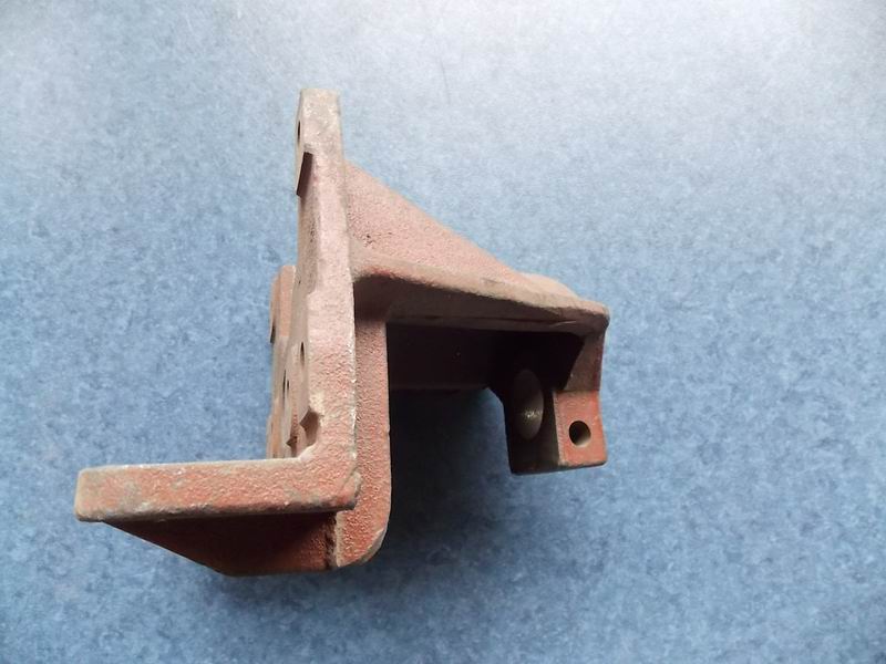 Передний кронштейн задней дуги-2