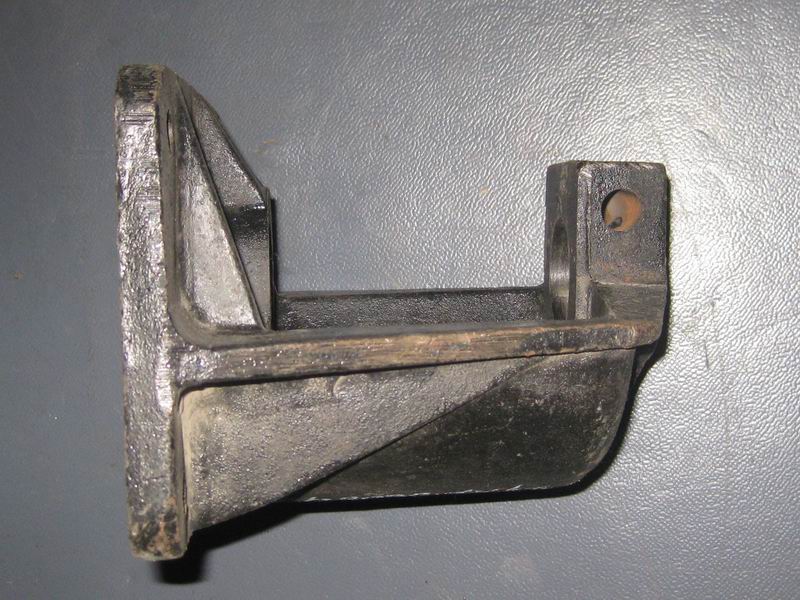 Front bracket of rear bow-4