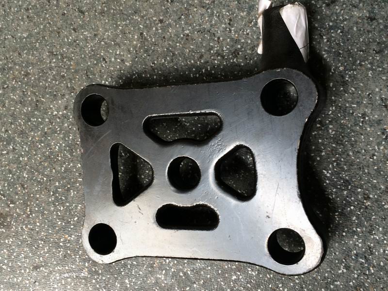 Rear leaf spring bracket-1