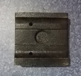 Rear axle upper cover (right)-2