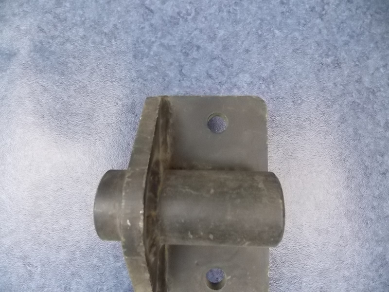 D Верхний кронштейн заднего амортизатора-3