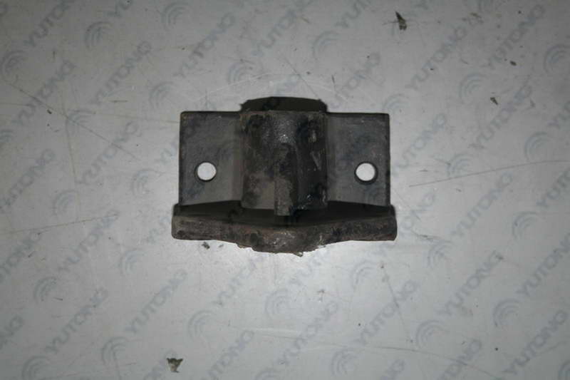 Верхний кронштейн заднего амортизатора (передний 20 ); без краски