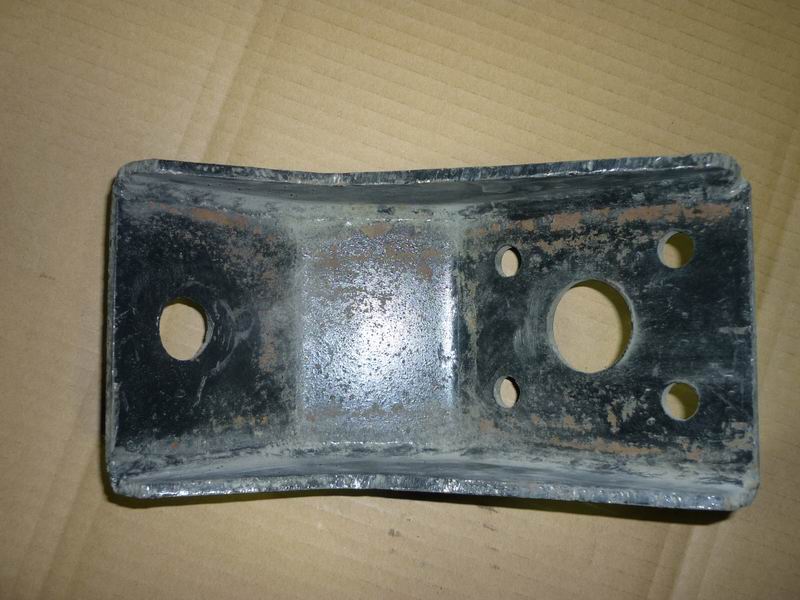 Shock absorber upper bracket 2905411-9M