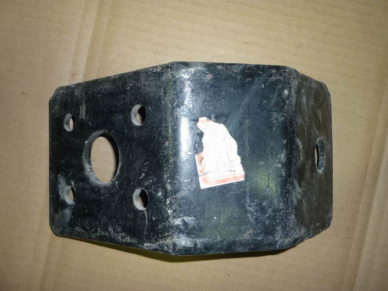 Shock absorber upper bracket 2905411-9M-2