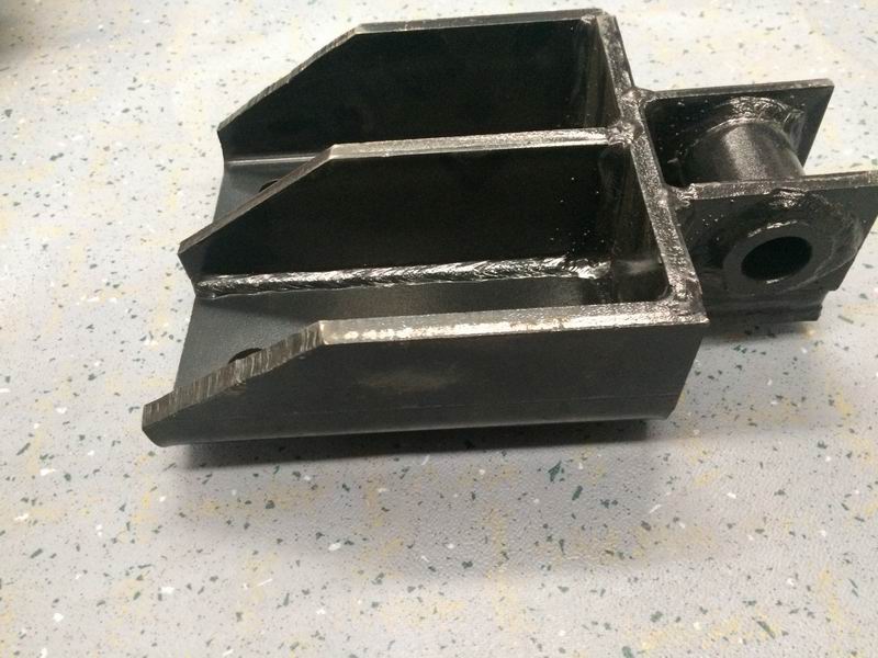 D Front shock absorber lower bracket (left)-1