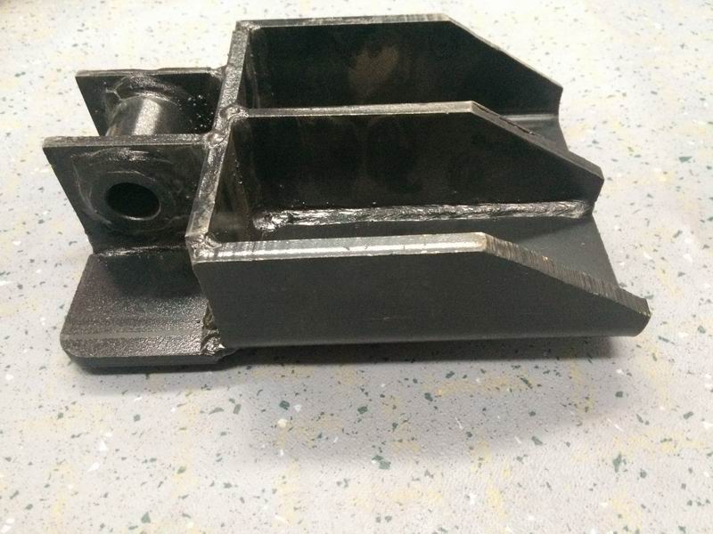 D Front shock absorber lower bracket (left)-2