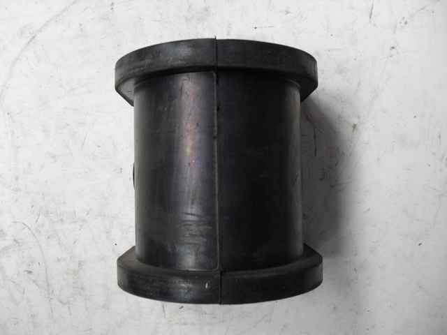 Втулка стабилизатора поперечной устойчивости-1