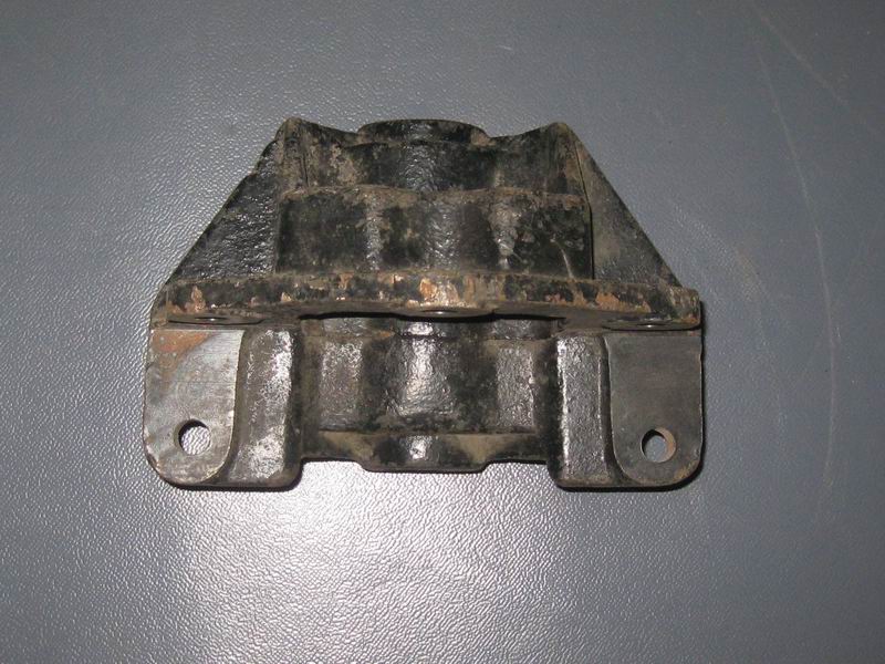 Stabilization rod bracket (round bushing)-4