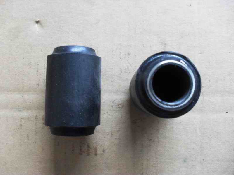 Cross-steady rod bushing Black rubber 6100CR series