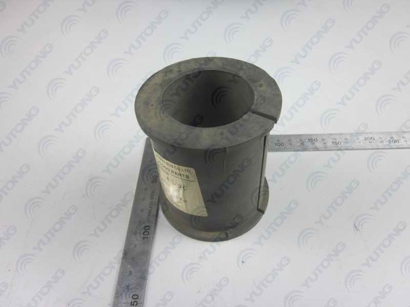 D Horizontal stabilizer bar bushing