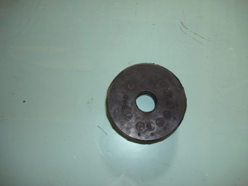 Подъемное кольцо тяги заднего стабилизатора-1