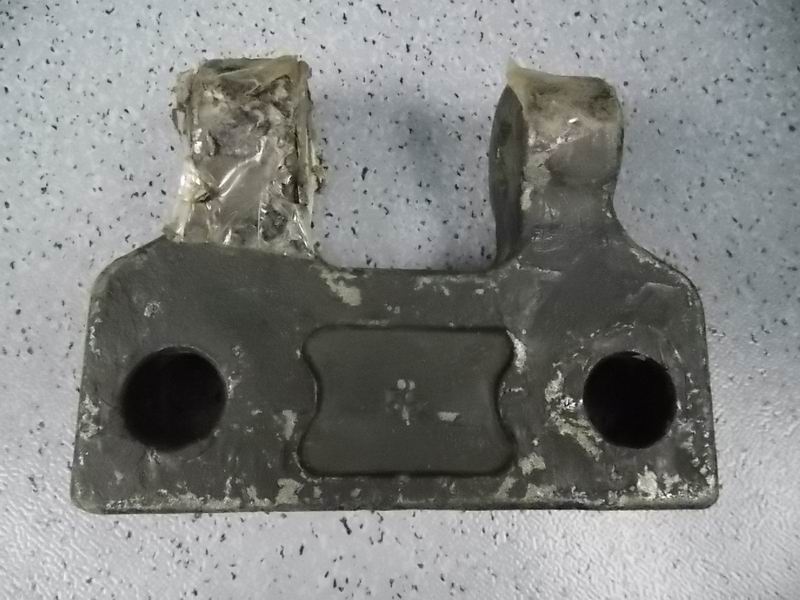 Stabilization rod support (open crotch 65, round bushing)