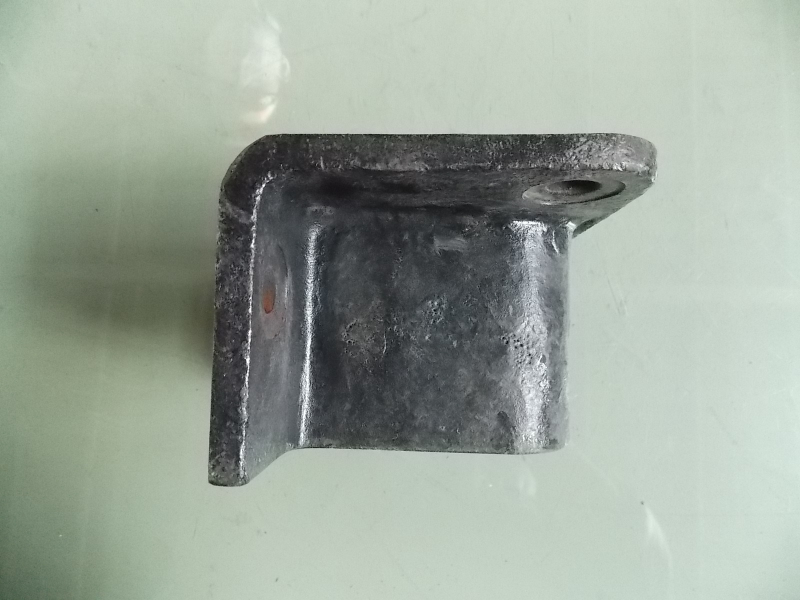 Shock absorber bracket (process 20)* without paint-2
