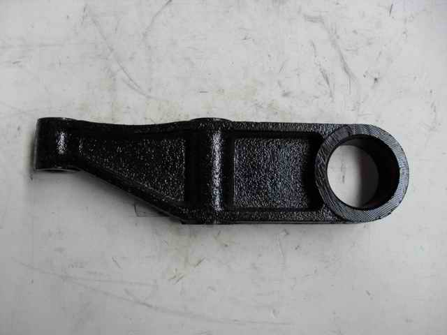 Cross-steady rod boom support