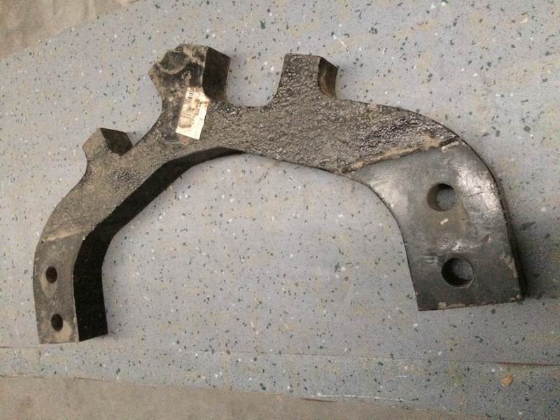 Thrust rod bracket;B=485;A=49°