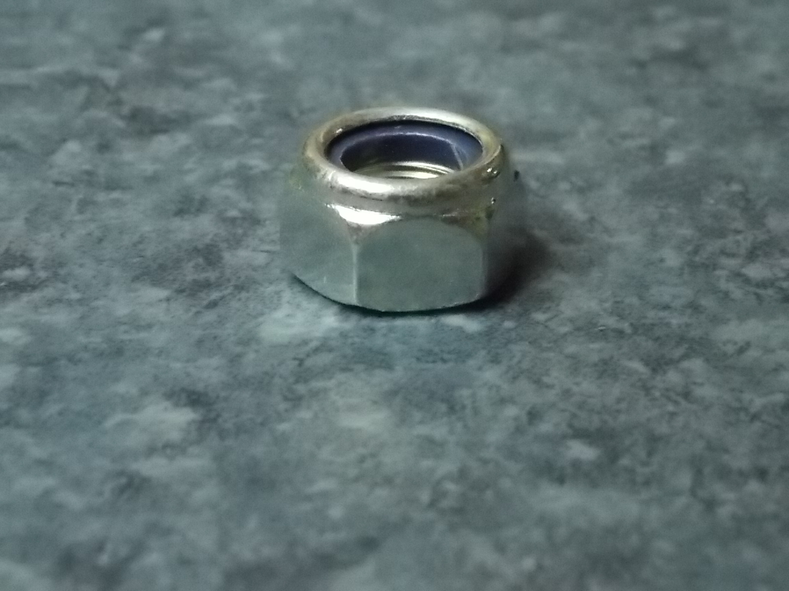 Hexagon nut-tightening thrust rod clamp-1