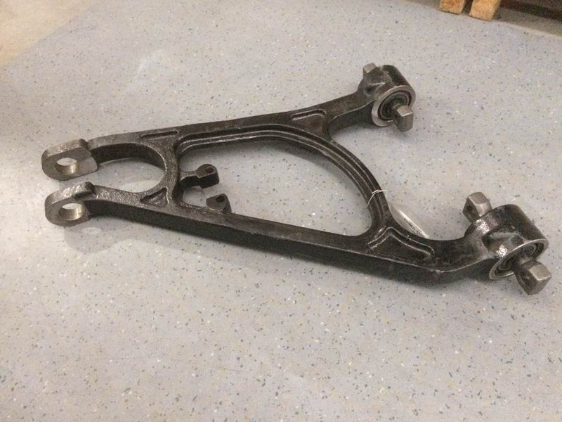 Нижний А-образный рычаг в сборе-2