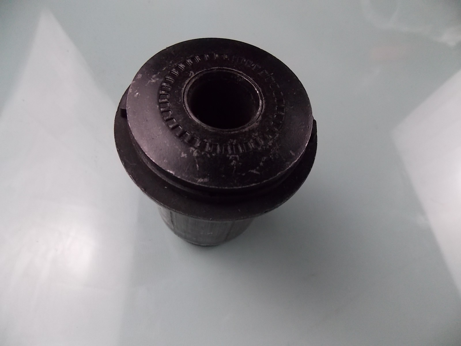 D 下A型臂衬套(前)-1