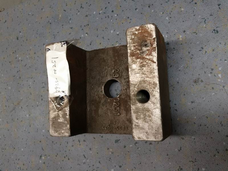 Thrust rod bracket, casting, M18