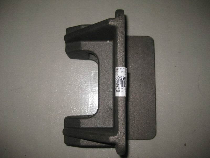 Thrust rod bracket, rear, 152, M20