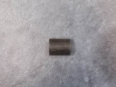 Металлическая втулка-1