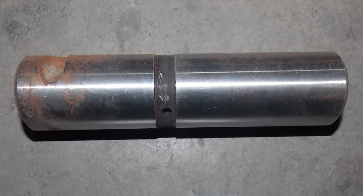 Steel leaf spring pin-hanging ear end