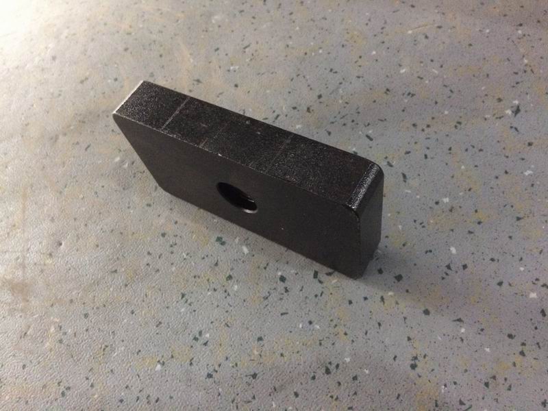 Transition pad (length 165/width 90/angle 0/small end thickness 30)-1