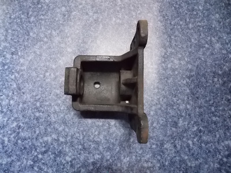 Leaf spring fixing bracket (30-75)((20 before)); without paint-1