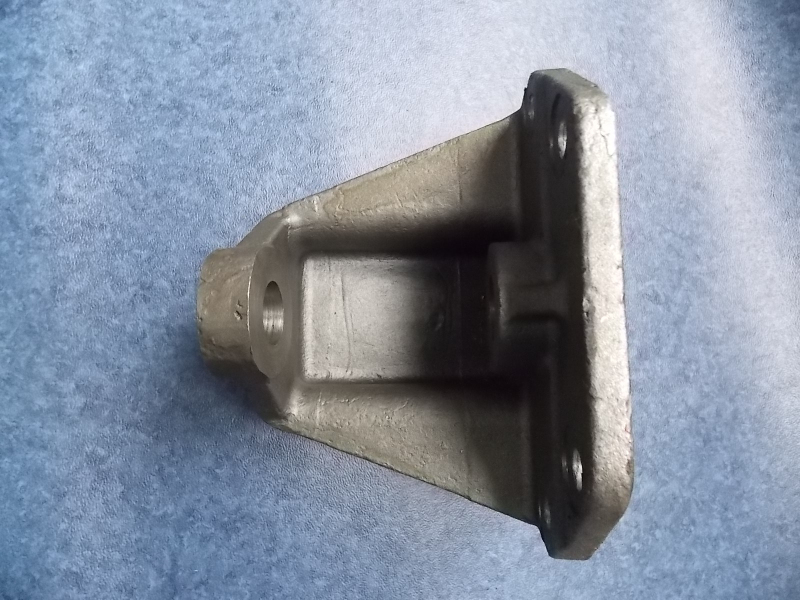 Leaf spring fixing bracket φ30-100 (without paint)-1