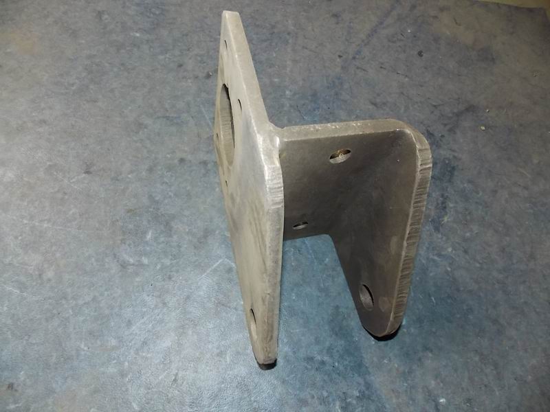 Front leaf spring fixing bracket Φ20-75 (right) (without paint)-1