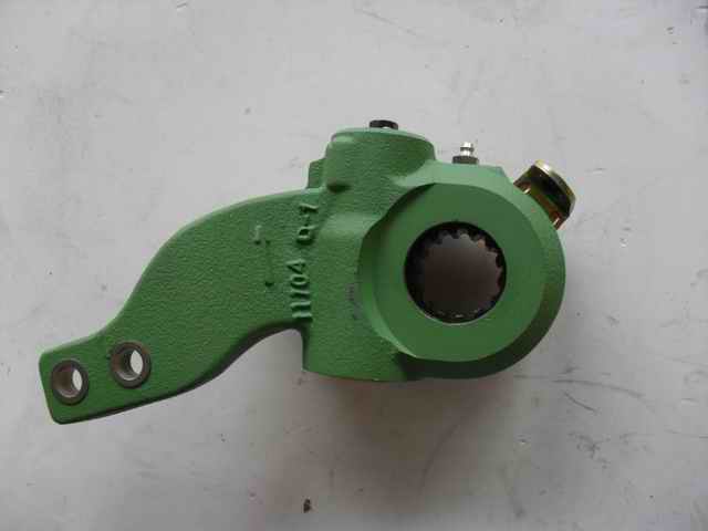 Left automatic adjustment arm