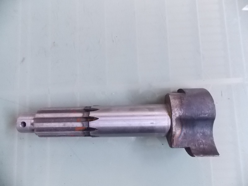 Front left cam shaft