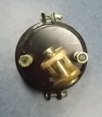 D left front brake compartment