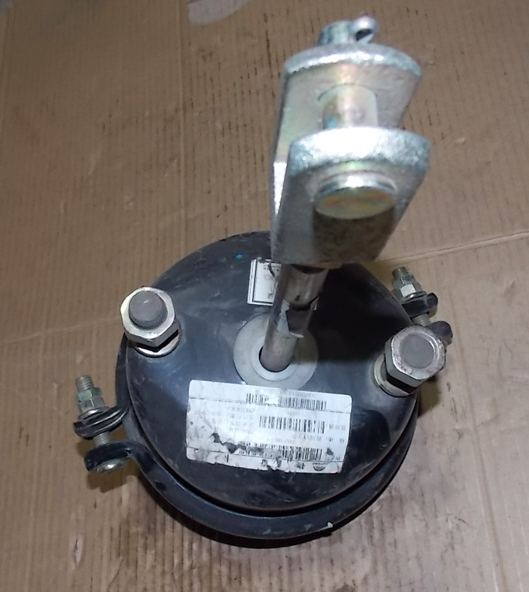 D Right front brake compartment-2