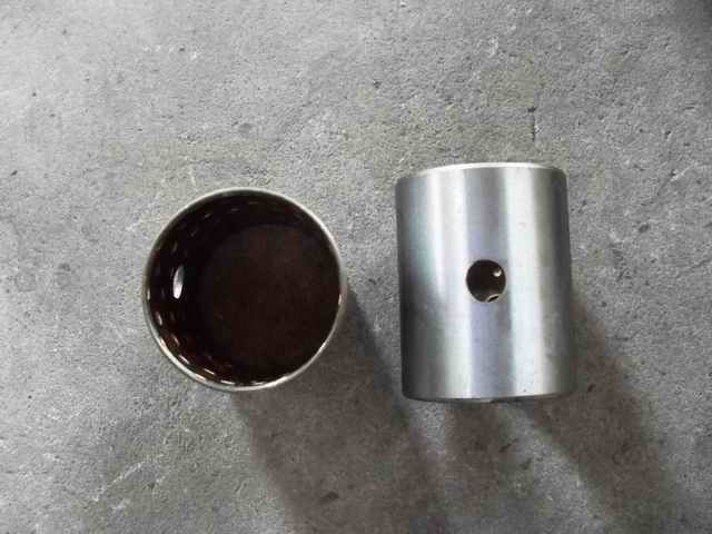 Втулка шкворня - верхняя; внутренний диаметр 38 ; доступный 3001-04817 поколения