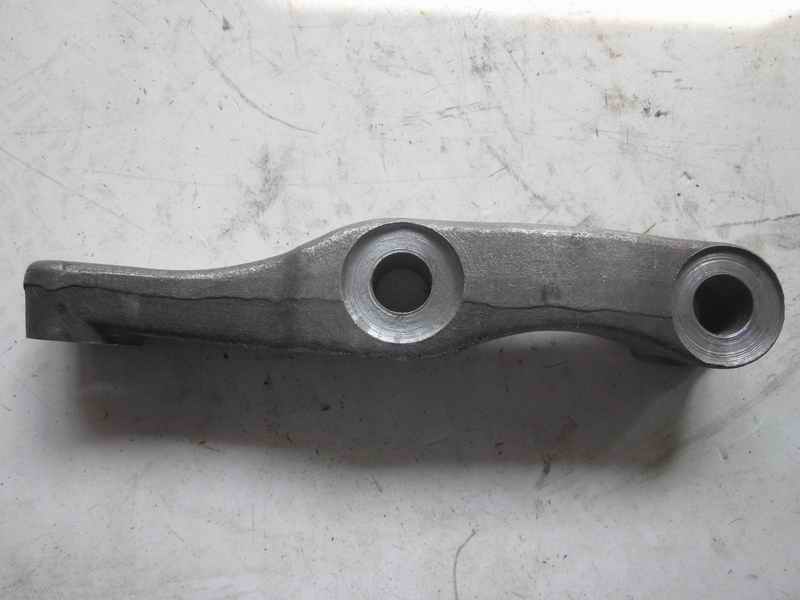 Right cross-lever arm