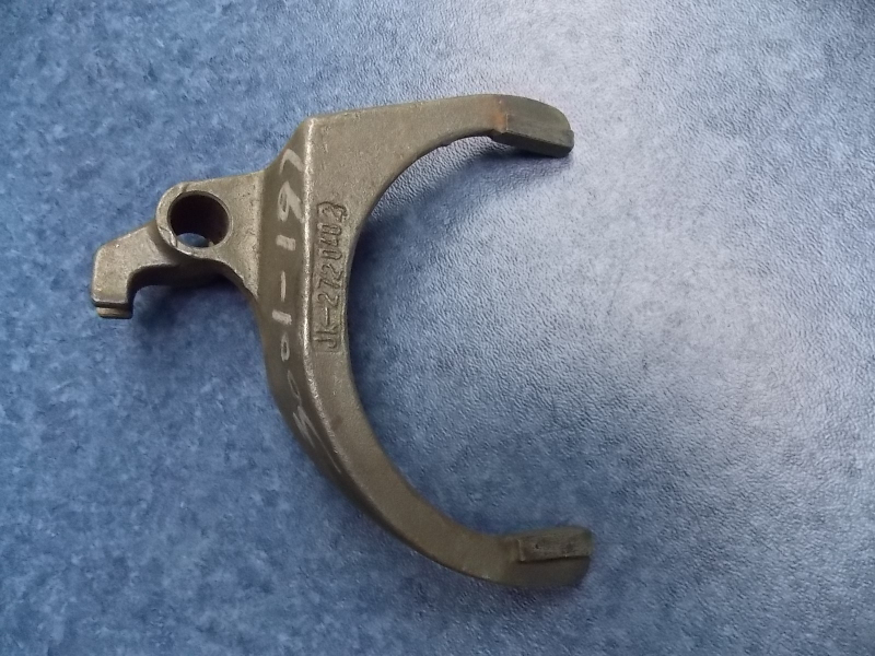 Steering knuckle upper arm-1