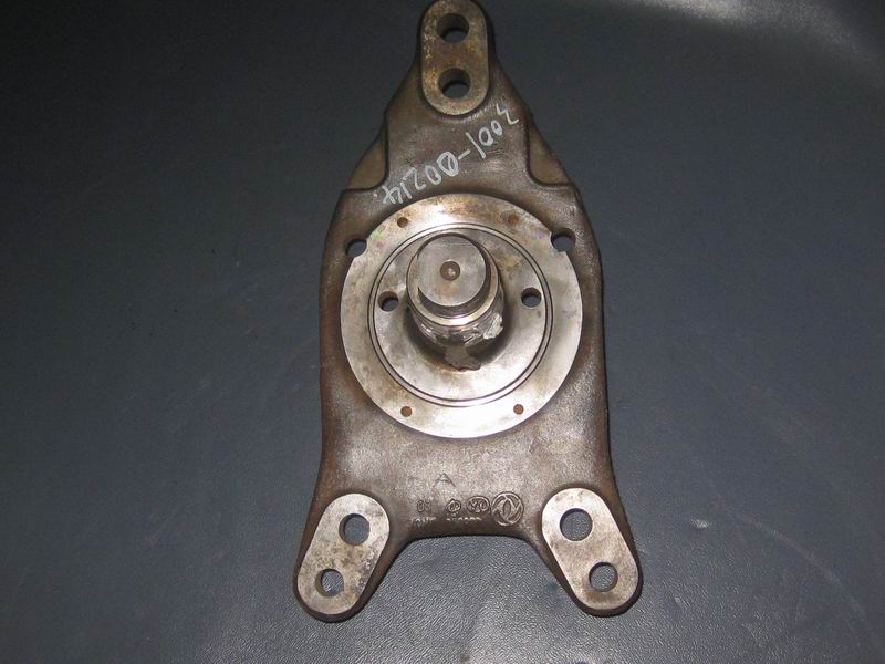 Left knuckle assembly