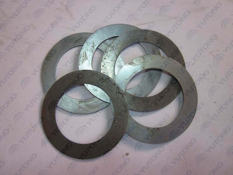 Steering joint adjustment gasket; contains 8 pieces; inner diameter 48; outer diameter 72