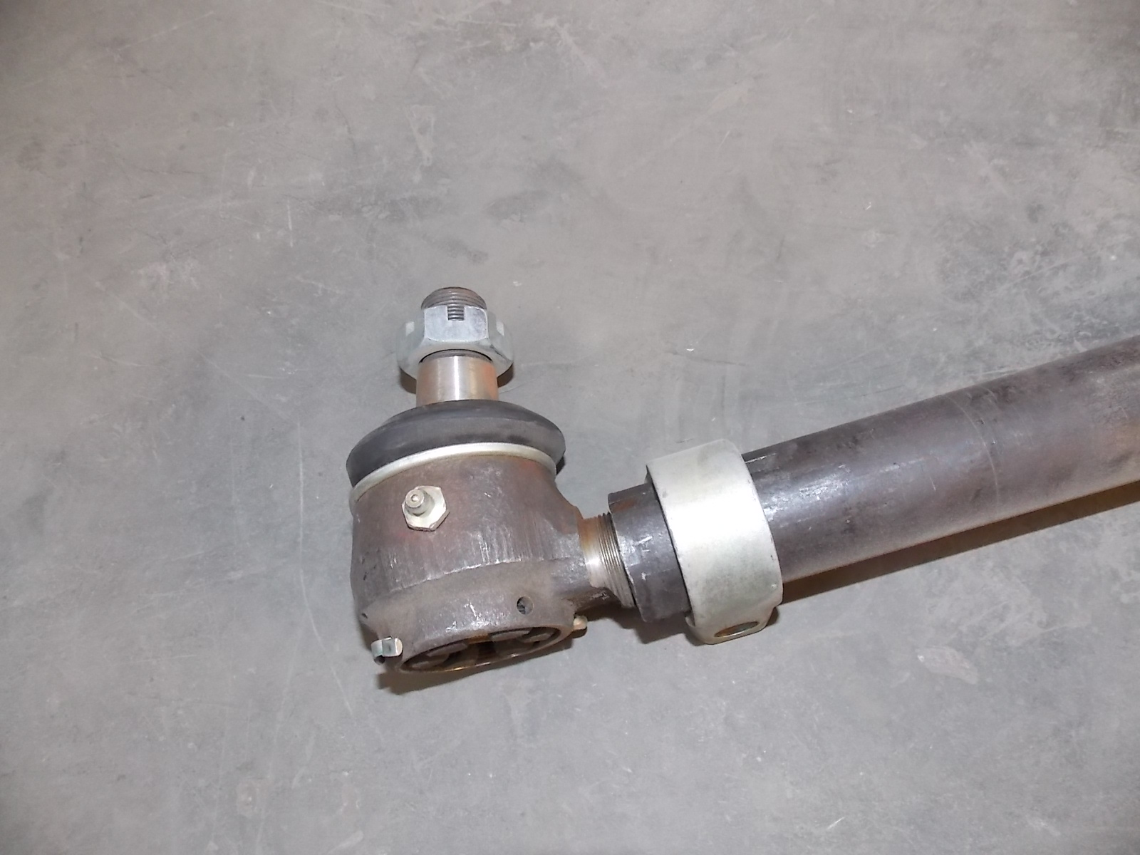 Right turn knuckle assembly-1