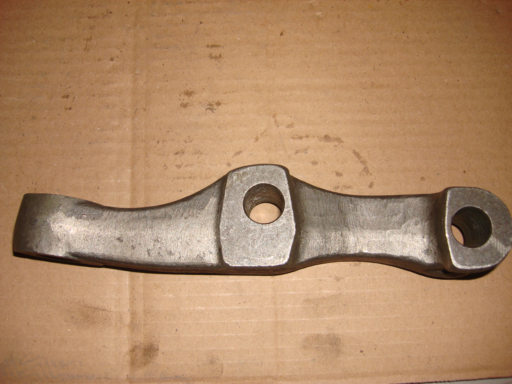 Left horizontal pull rod arm-1